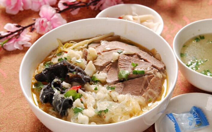 特色美食被“標準化”背后的思考：同質(zhì)化問題怎么破？