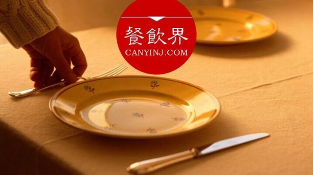 #周末一參#日本老牌酒館緊隨潮流，為何會失去更多客戶？