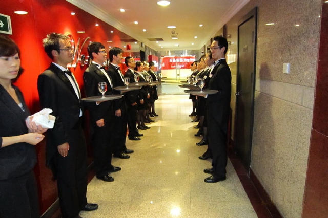 企業(yè)都在面臨“招人難，留人難”問(wèn)題，王品是怎么做到讓人向往的？|餐飲界