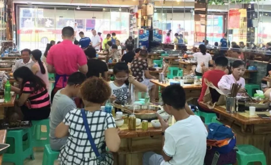 租金漲10倍，串串4角生意怎么做？揭秘重慶最老串串年收100萬