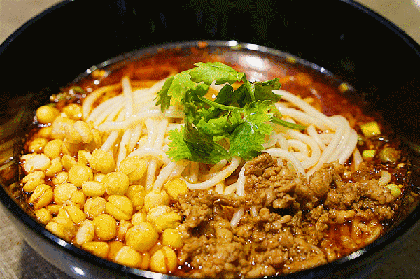 從地區(qū)小吃到全國(guó)連鎖，揭秘重慶小面是如何上位的？|餐飲界