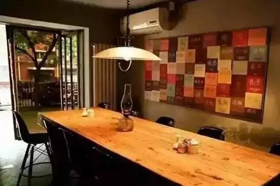 這家30平米小店排隊(duì)比海底撈還壯觀，只因做到了這四點(diǎn)……|餐飲界