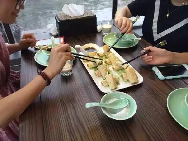 年底再不放大招，你的餐廳就OUT了~