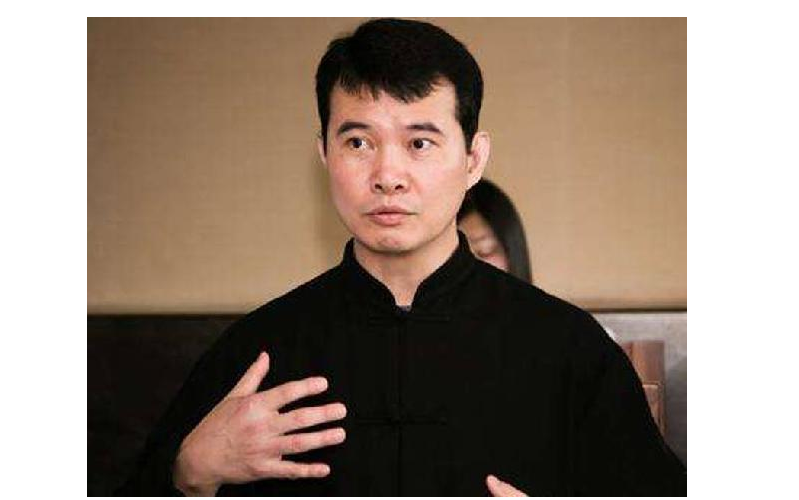 一個只占公司1%股份的老板，是如何讓員工媲美海底撈的？
