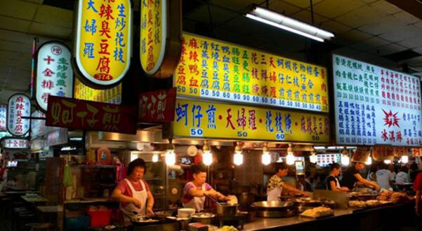 上海多區(qū)探索小餐飲備案制 情與法如何平衡？
