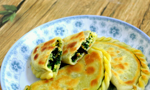 菜館吃韭菜盒子硌掉一塊牙 誰(shuí)該擔(dān)責(zé)？