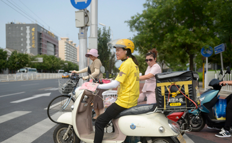 90后外賣(mài)小妹：我為什么選擇送外賣(mài)？