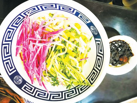 與重慶小面、蘭州拉面相比，老北京炸醬面大王性價(jià)比低