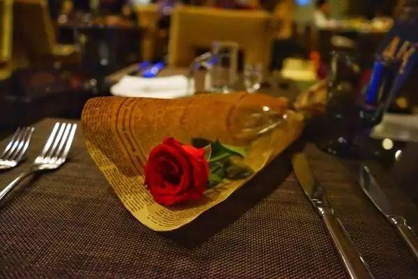 6個餐廳營銷怪招，讓顧客心甘情愿多掏錢！|餐飲界