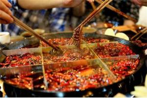 全國餐飲人都跑去學(xué)產(chǎn)品，可為什么成都鮮有餐飲大品牌？|餐飲界