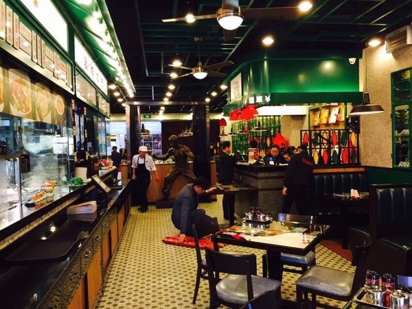 餐廳連虧6年被逼上絕路，她用三招挽救了這家注定要賠本的店！