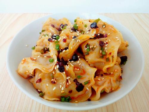 辣醬市場(chǎng)“降維打擊”來勢(shì)洶洶，老干媽品牌能攻守自如嗎？|餐飲界