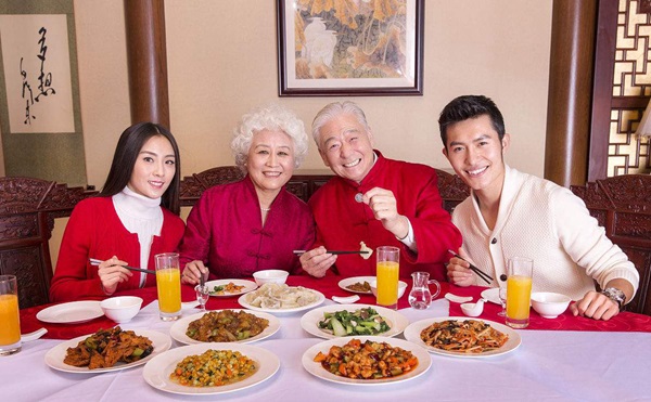 年夜飯變成了“年夜煩”，你怎么看？