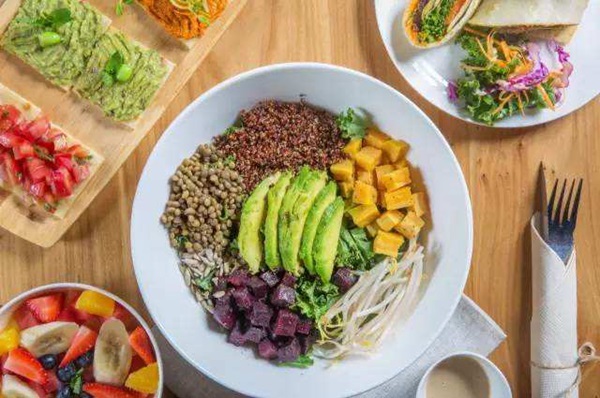 成都餐飲業(yè)刮起輕食風 下一個風口？