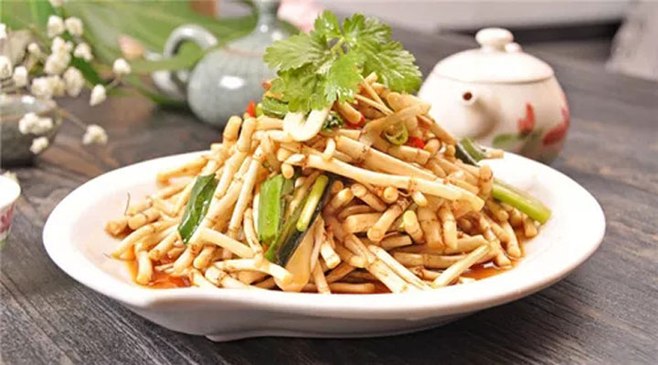 作為美食新食尚，春天吃野菜我們要注意哪些事項(xiàng)呢