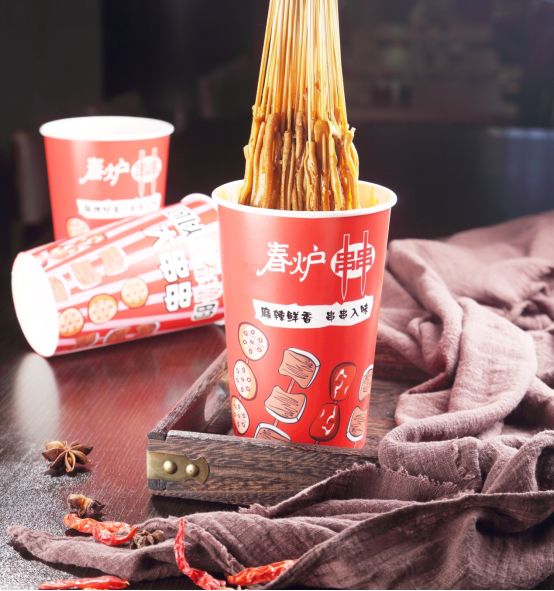 15平米小店月營(yíng)收30萬(wàn)，春爐串串竟然火爆到要開2000家|案例