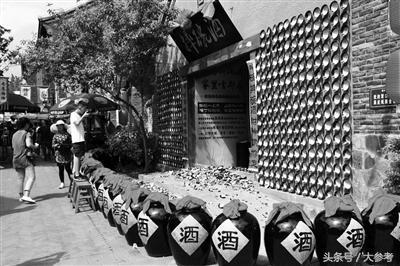網(wǎng)紅“退燒”，山寨“摔碗酒”生意慘淡難逃“短命”魔咒|餐飲界