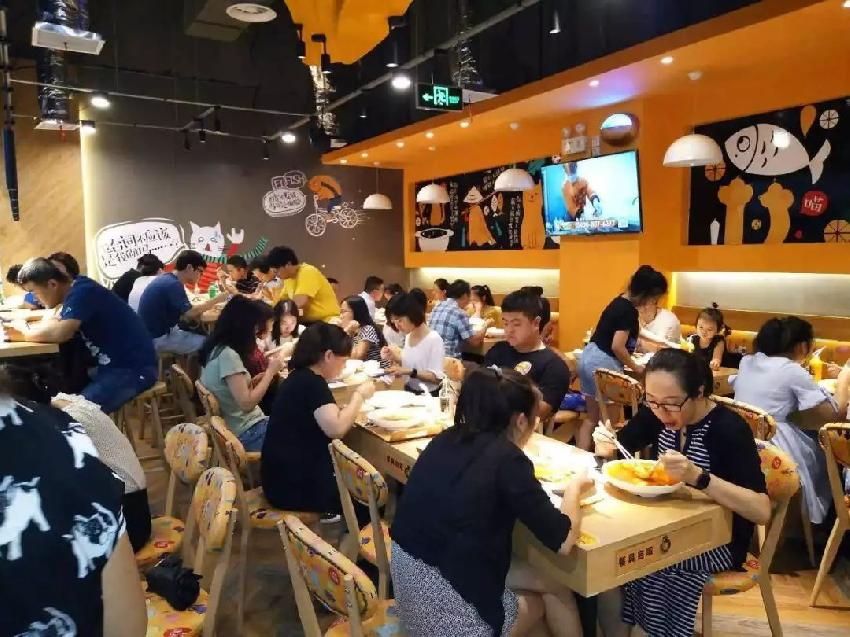 小龍坎巴奴等川渝鍋市場(chǎng)被占僅剩13％，兇手是誰(shuí)？