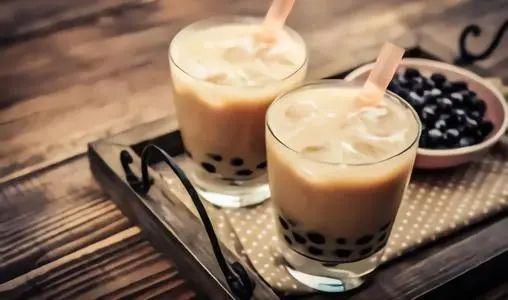 奈雪的茶、喜茶、珍蜜堂全面進擊，疫情后的茶飲市場將誰主沉浮?|餐飲界