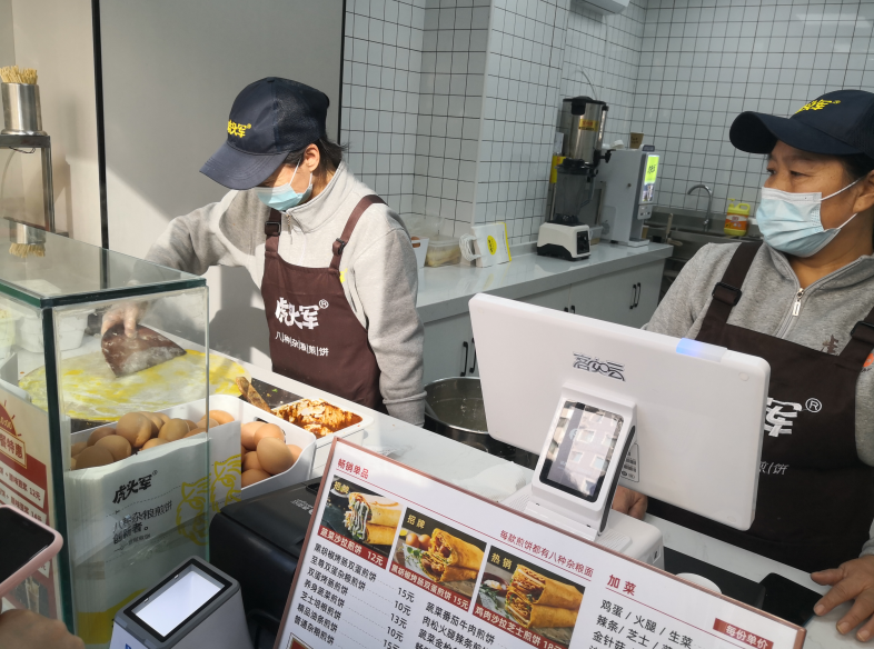 月賺8萬的煎餅店背后：標準化生產工藝+客如云數智賦能