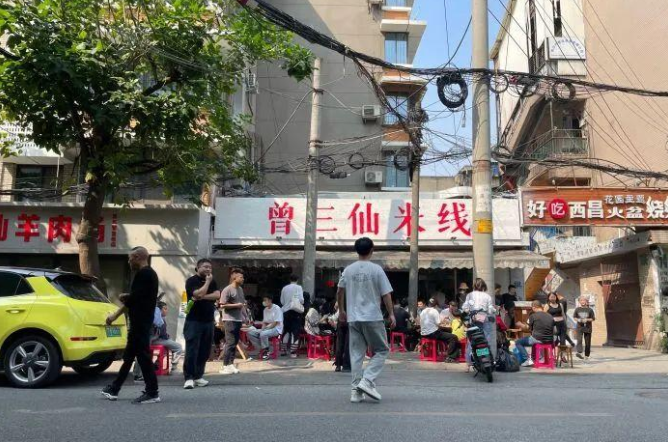日營業(yè)額2萬的米線店，有哪些過人之處？|餐飲界