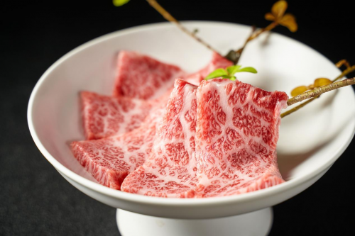 哈利甜橙和牛|高端和牛品牌，給你入口即化的美食體驗