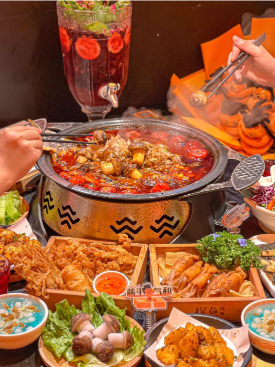 探魚新品打造“正向卷”消費(fèi)場(chǎng)景，打工人美食與情緒價(jià)值雙滿足媒體