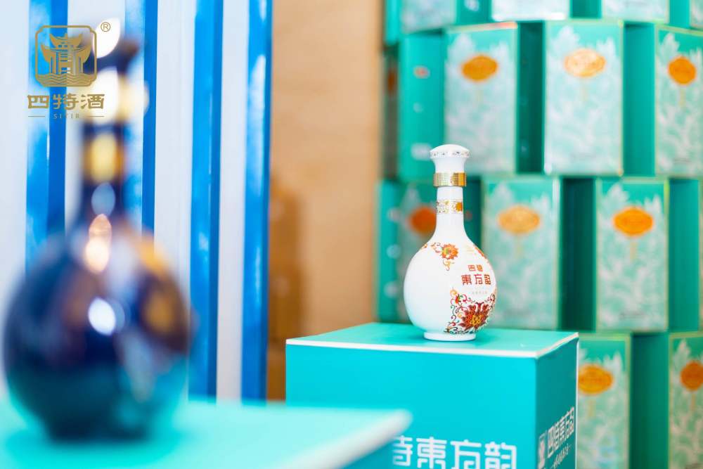 探秘豐富多彩的江西春節(jié)習(xí)俗，品味四特酒里的家鄉(xiāng)味