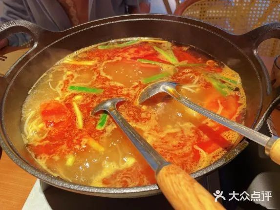 上億曝光，有人打飛的去吃 天水麻辣燙接棒淄博燒烤？