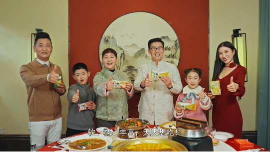 春節(jié)爆火出圈！天冰這波操作太驚艷