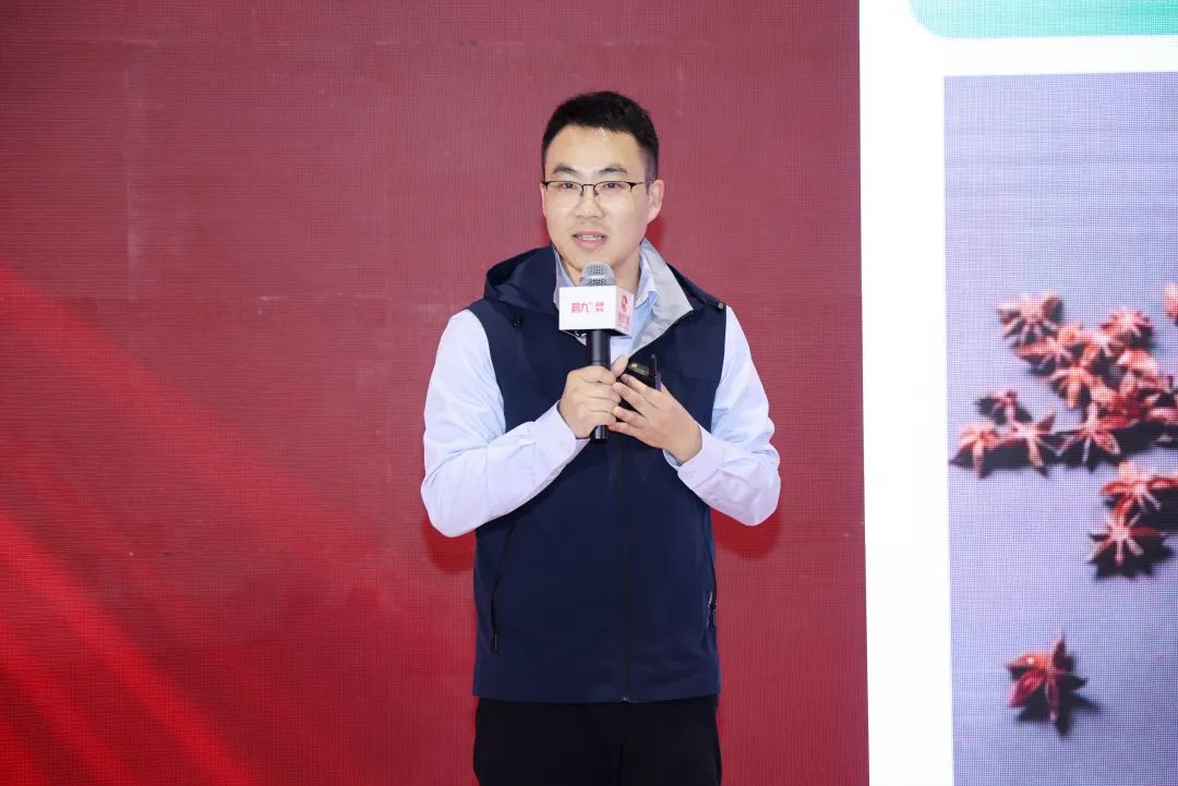 從區(qū)域小店到全球布局：楊國福如何用供應(yīng)鏈撬動千億麻辣燙市場？|餐飲界